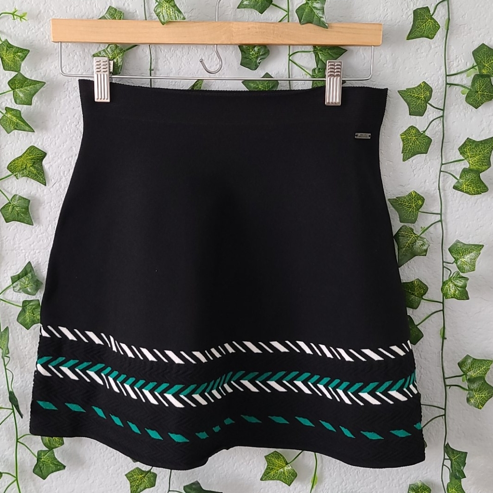 Armani Exchange woven skirt in Size SP